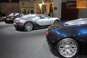 Hier klicken, um das Foto des _Techno Classica 2014 - Bugatti-Display.jpg 178.3K, zu vergrern