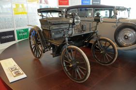 Daimler Motor-Strassenwagen '1892 - Hier geht es lang zum Daimler (D)-Update ...