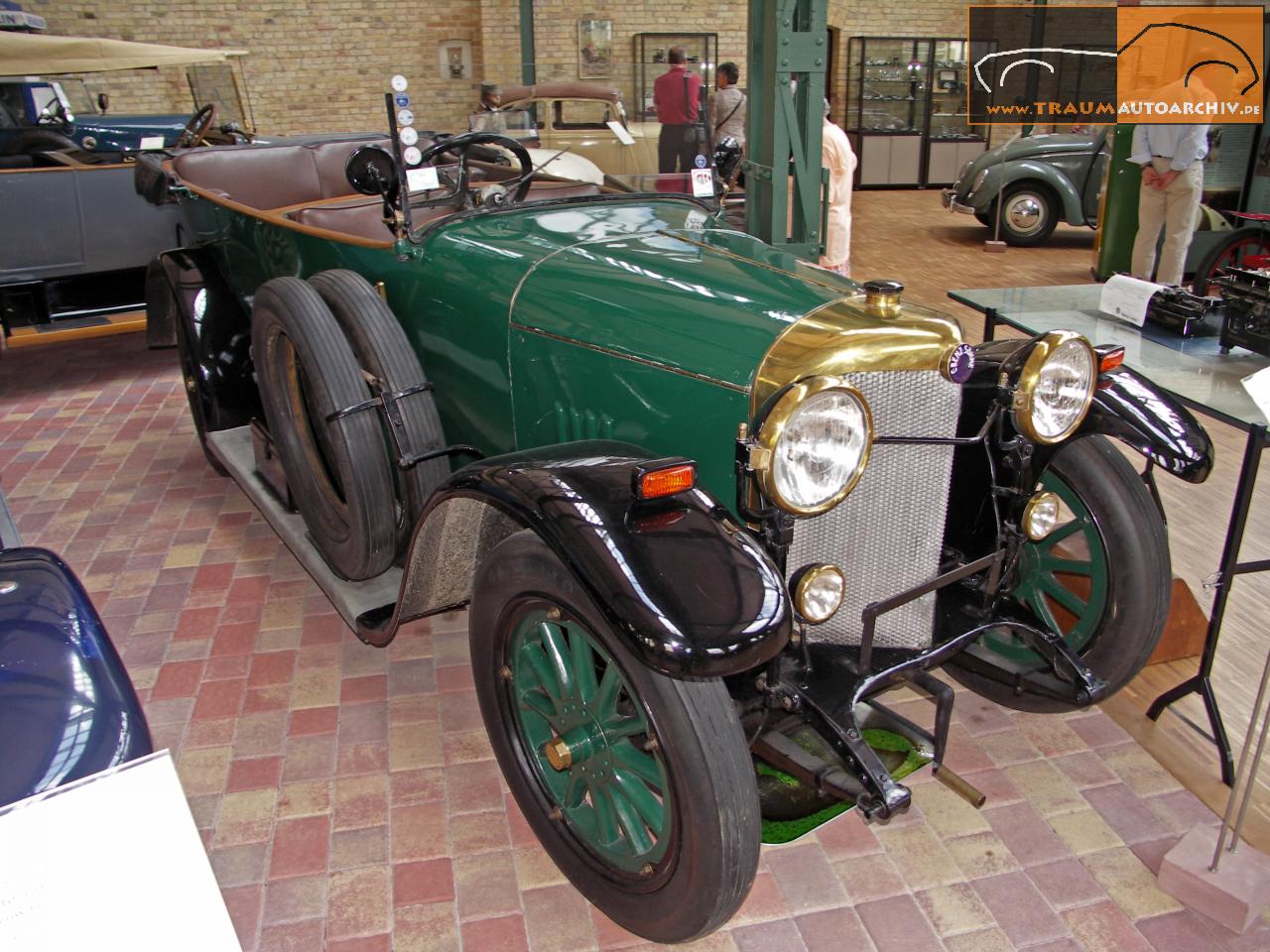 Benz Soehne 8-25 PS Tourenwagen '1924 (1).jpg 194.4K