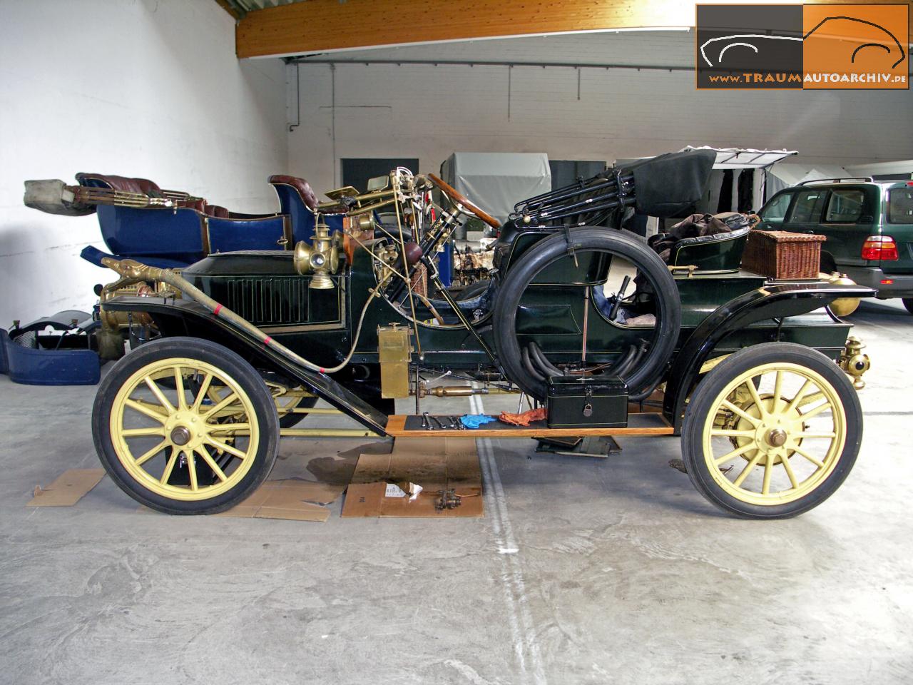 Stanley Steamer '1911 (1).jpg 186.1K