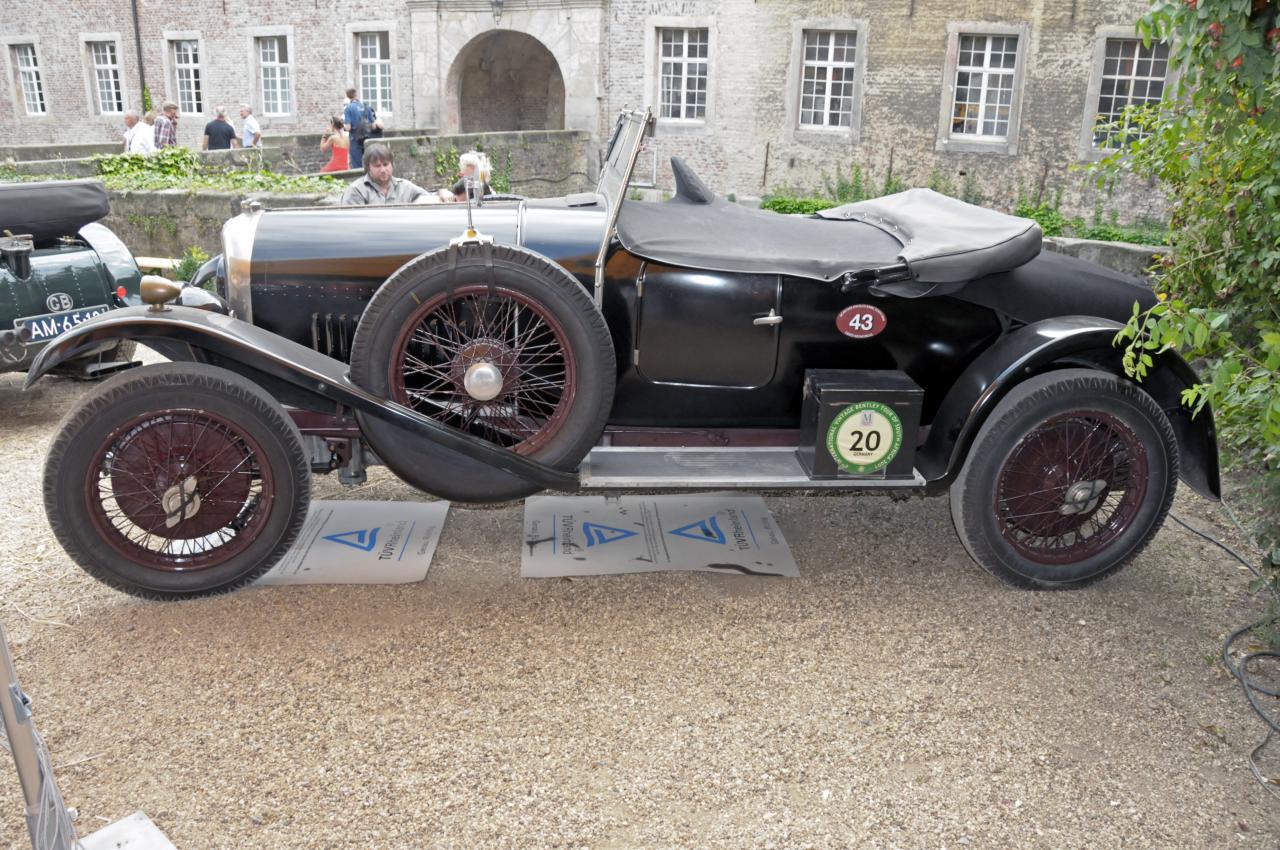 Bentley 4.5-Litre DHC Park Ward '1924.jpg 226.4K
