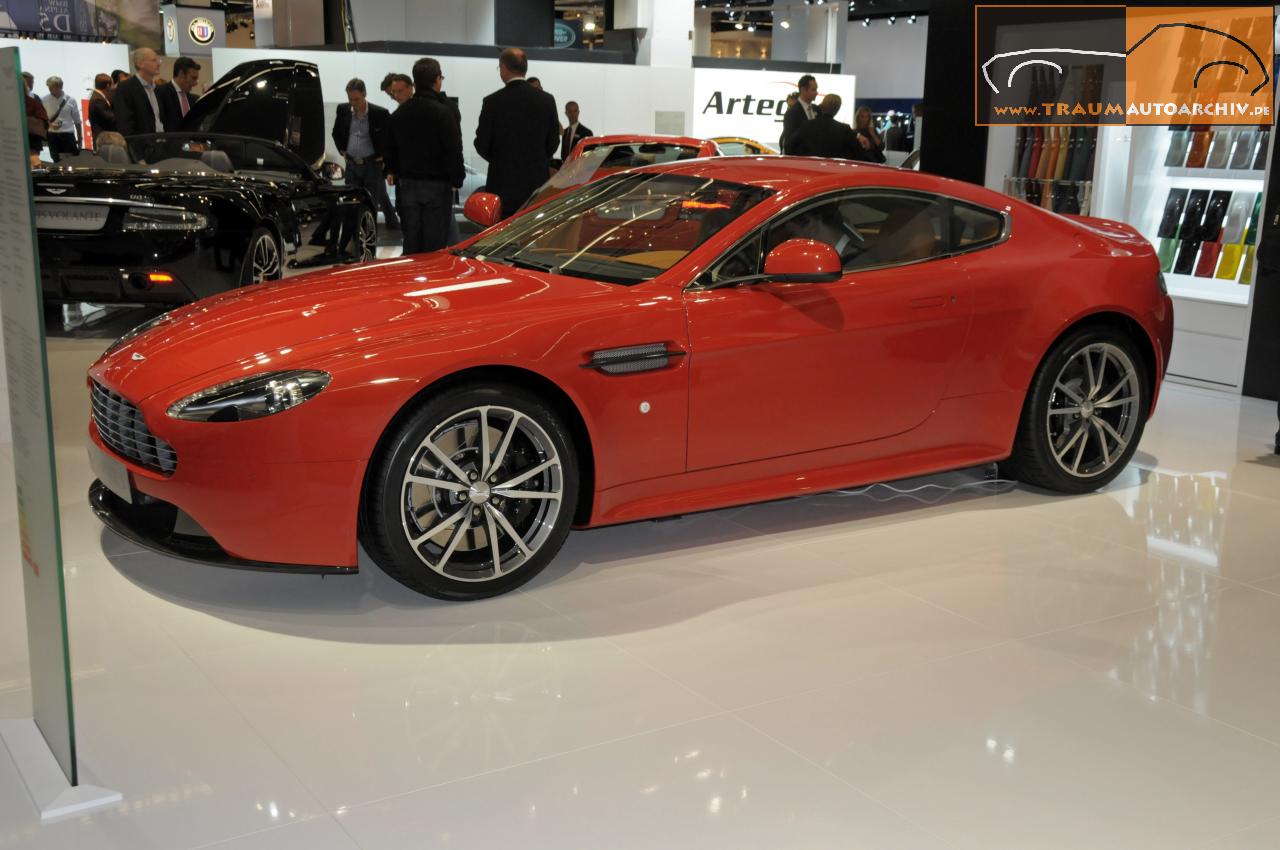 Aston Martin V8 Vantage S '2011.jpg 117.1K