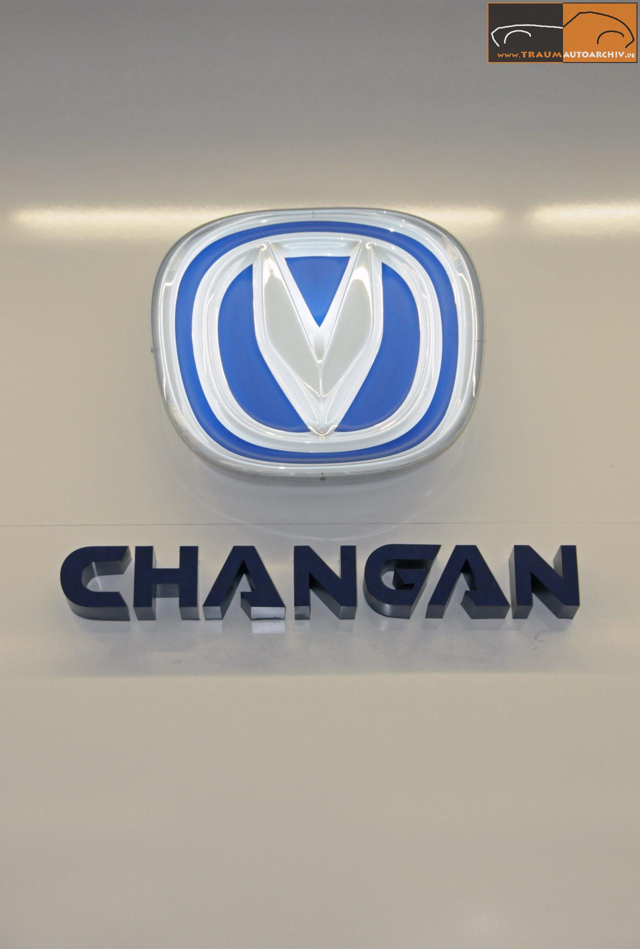 Changan .Signet  IAA 2011.jpg 109.4K