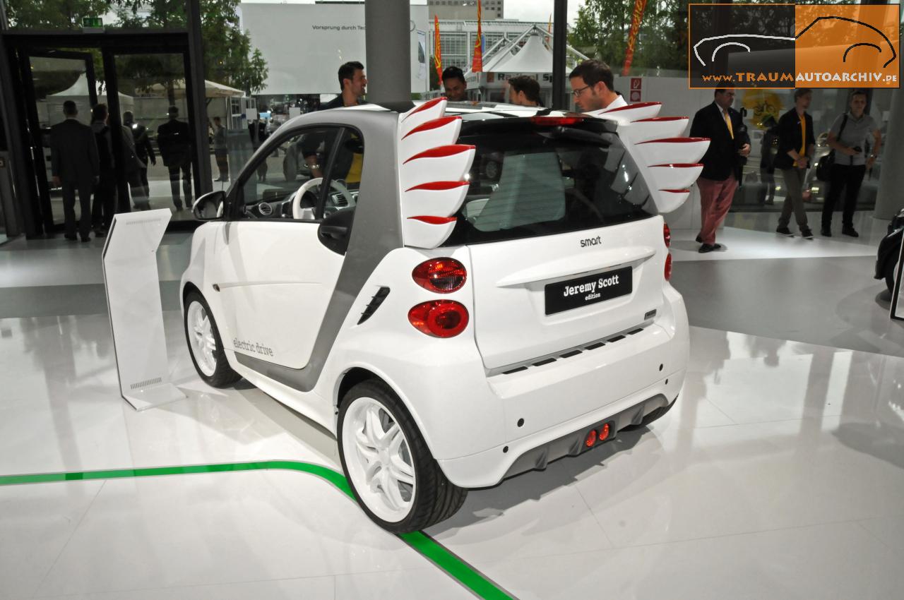 Brabus-Smart Fortwo Electric Drive Jeremy Scott Edition '2013.jpg 117.6K