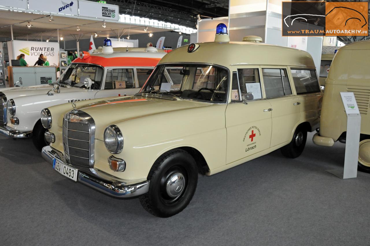 Mercedes-Benz 200 D Krankenwagen Binz '1965.jpg 139.9K