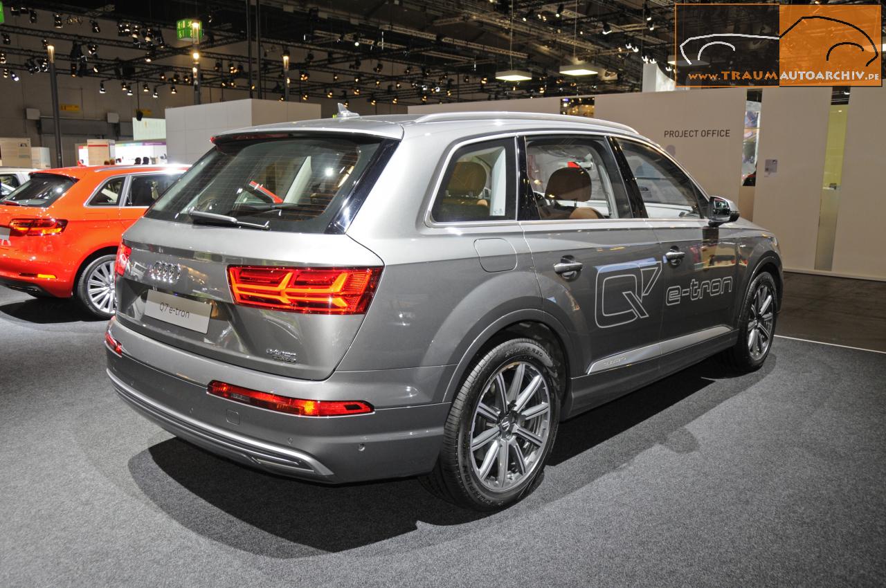 Audi Q7 e-tron '2015.jpg 182.3K