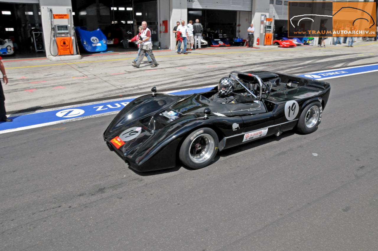 B_McLaren M6B '1968.jpg 144.3K