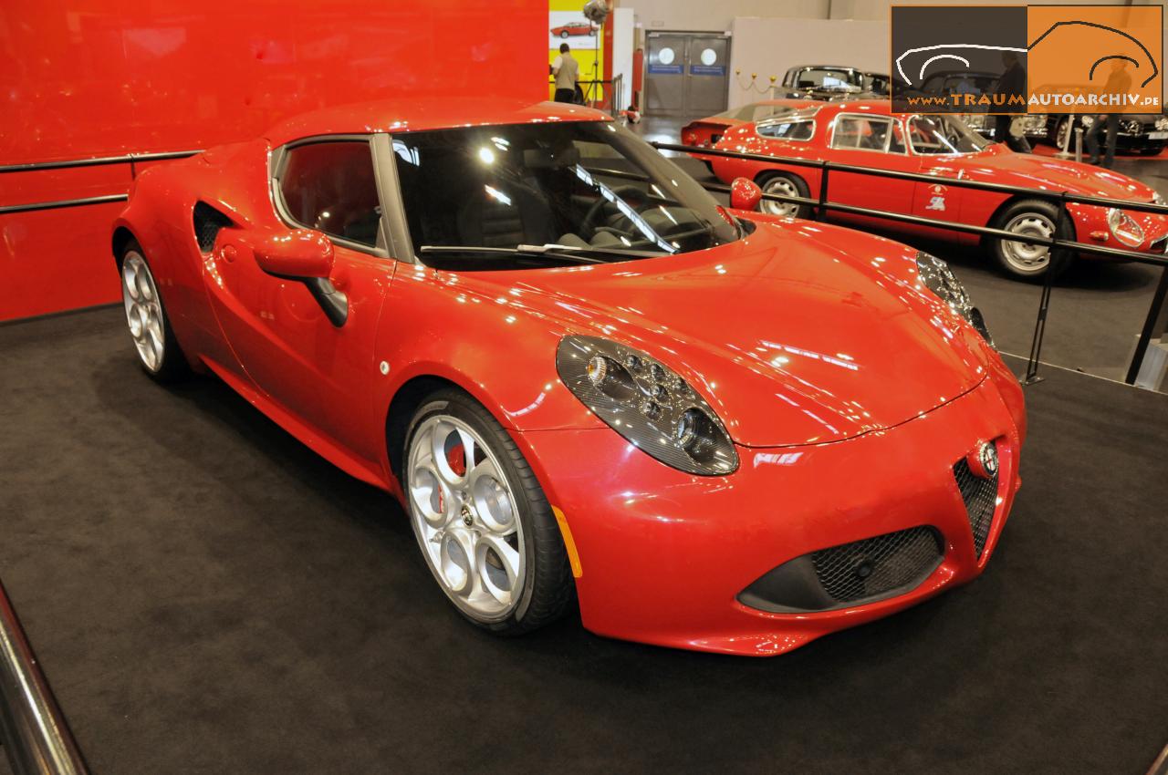 Alfa Romeo 4C '2013.jpg 130.1K