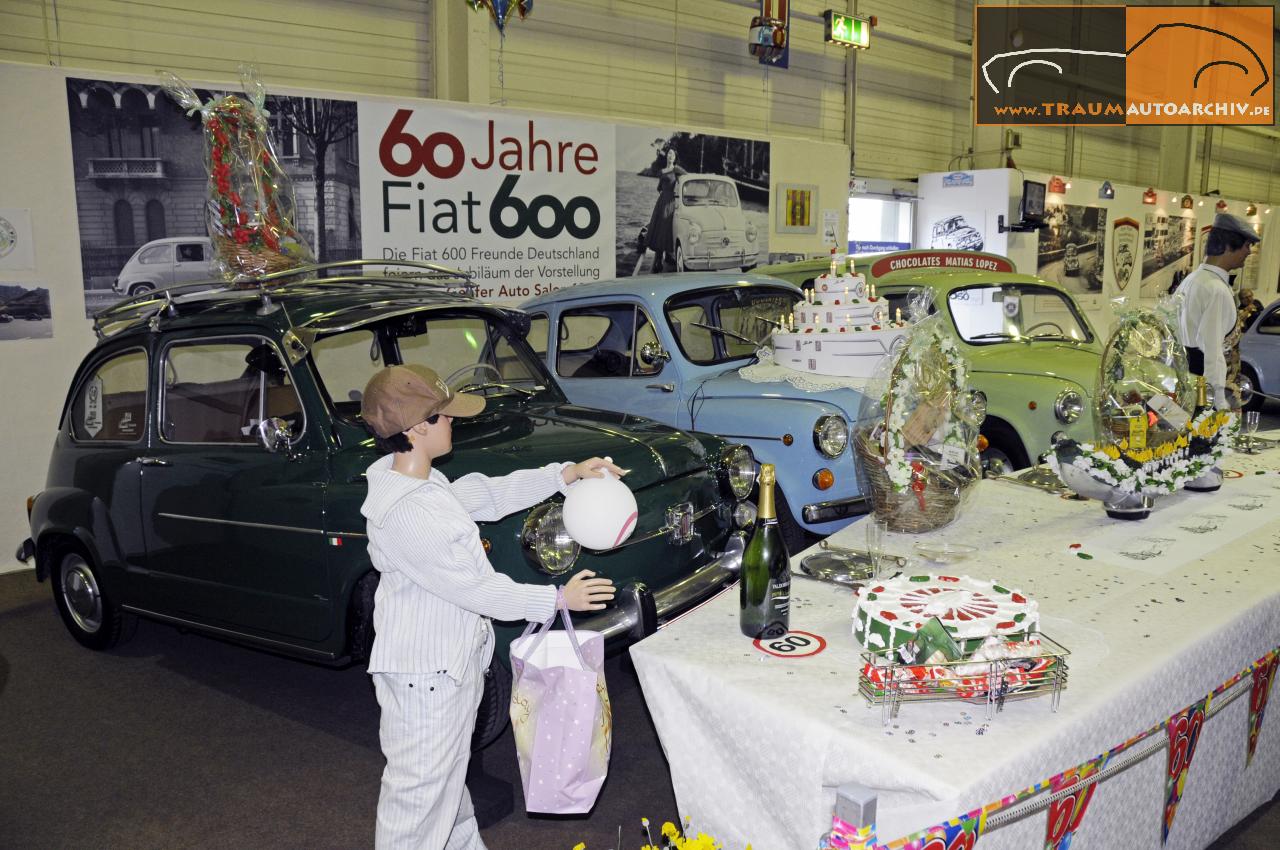 _Techno Classica Essen 2015 - Fiat 600 Geburtstag.jpg 183.3K