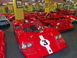 Abarth-Collection Maranello-Rosso - hier geht es lang zur großen Fotostory vom Besuch des Museums ...