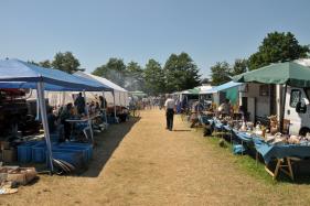 Oldtimermarkt Bockhorn 2008 - hier geht es lang zur Fotostory vom größten Oldtimermarkt Norddeutschlands ...